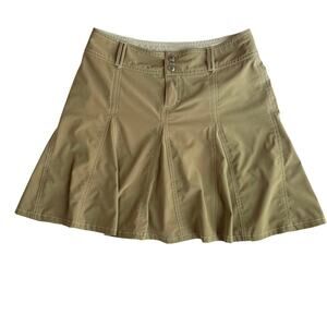 Athleta Pleated Tan Skirt with Shorts Women's 2P Zipper and Button Closure